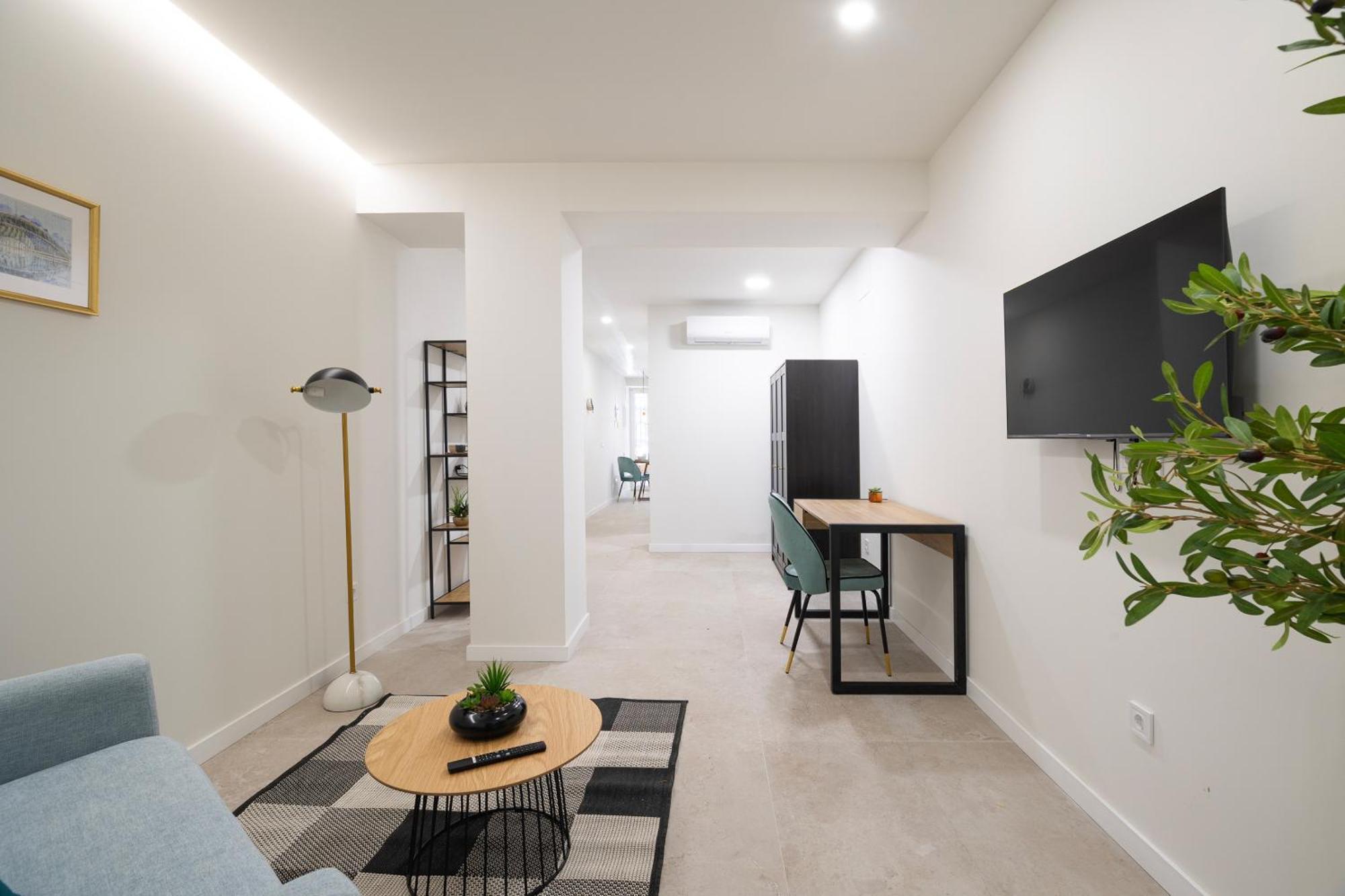 Ag7 Loft Espaciosos Estudios Con Terraza Cercanos Al Metro Zona Ayora * Valence
