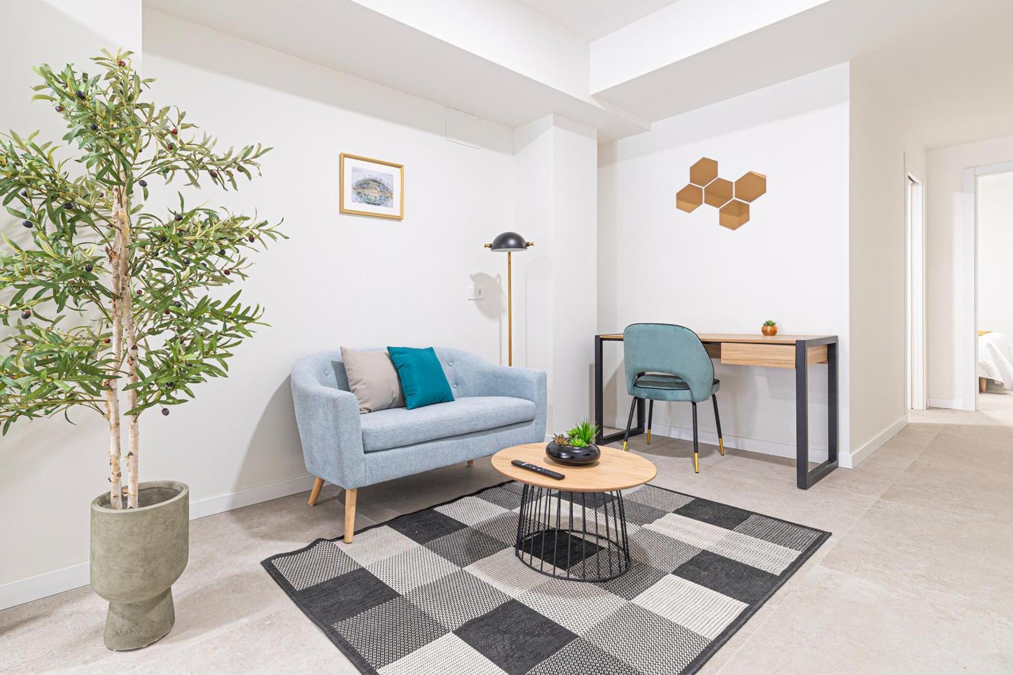 Ag7 Loft Espaciosos Estudios Con Terraza Cercanos Al Metro Zona Ayora Appartement