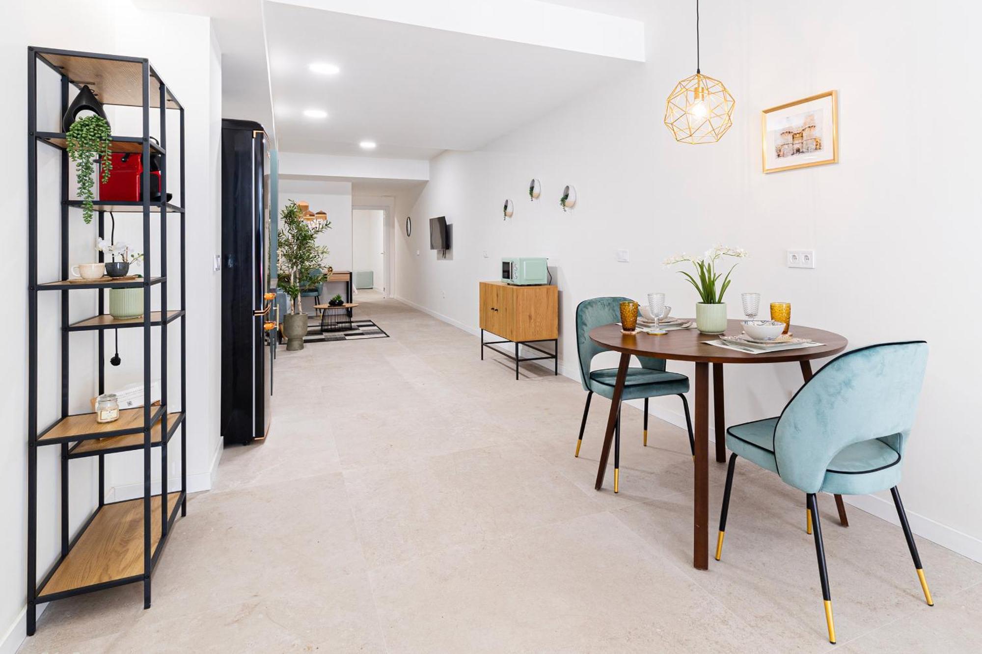 Ag7 Loft Espaciosos Estudios Con Terraza Cercanos Al Metro Zona Ayora Appartement *